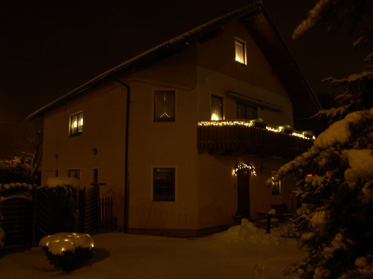 Pool Apartments Karlovy Vary Exterior foto